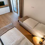 Waldrand - By Mynests Apartment *