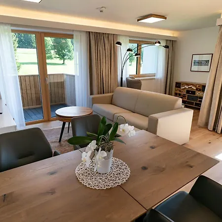 Waldrand - Fink 6 - By Mynests *