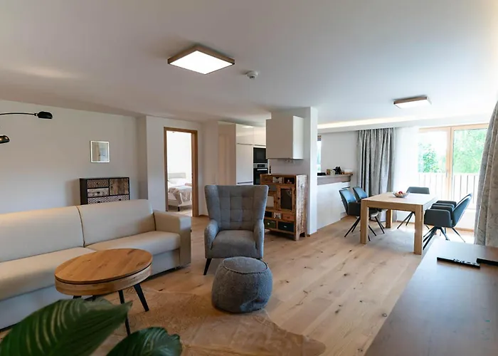 Waldrand - Fink 6 - By Mynests Lejlighed Ramsau am Dachstein