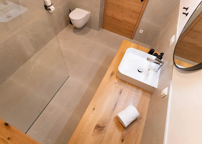 Waldrand - Fink 6 - By Mynests Lejlighed *